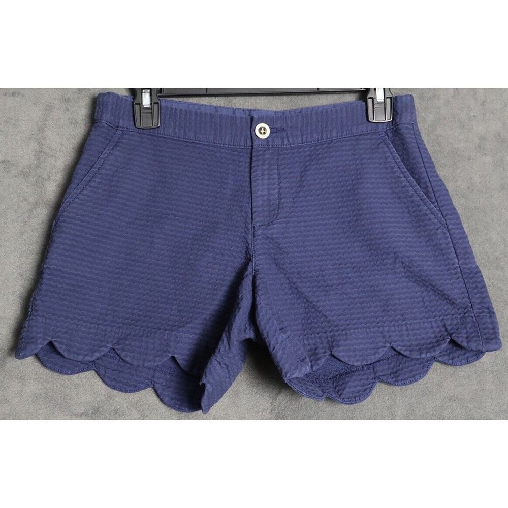 Lilly Pulitzer Buttercup Solid Navy Scalloped‎ Cotton Shorts Size 4